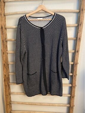 Susan Graver Black and White Knit Cardigan Sweater Size 2X
